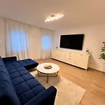 Appartement Designer In Erstbezug 75 Tv Mit Netflix Und Offene Kueche Wehome Premium *