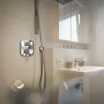 Appartement Designer In Erstbezug 75 Tv Mit Netflix Und Offene Kueche Wehome Premium Sinsheim