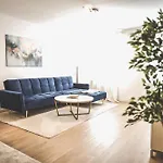 Appartement Designer In Erstbezug 75 Tv Mit Netflix Und Offene Kueche Wehome Premium