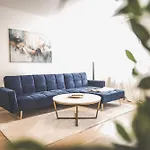 Appartement Designer In Erstbezug 75 Tv Mit Netflix Und Offene Kueche Wehome Premium