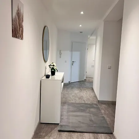 Apartment Designer In Erstbezug 75 Tv Mit Netflix Und Offene Küche Wehome Premium