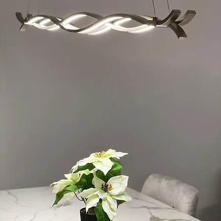 Designer In Erstbezug 75 Tv Mit Netflix Und Offene Kueche Wehome Premium Appartement *