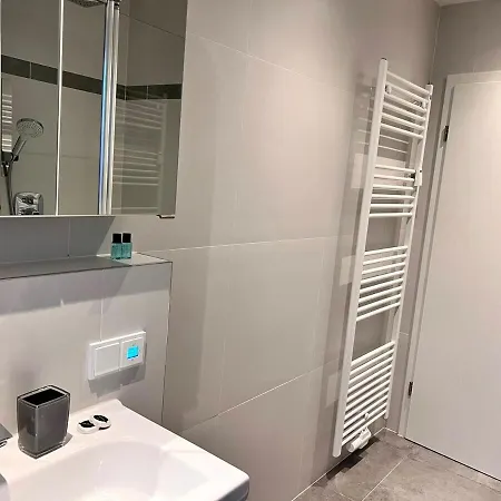 Apartment Designer In Erstbezug 75 Tv Mit Netflix Und Offene Küche Wehome Premium Sinsheim