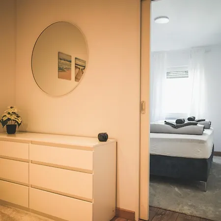 Designer In Erstbezug 75 Tv Mit Netflix Und Offene Küche Wehome Premium Apartment