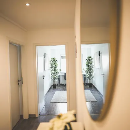 Designer In Erstbezug 75 Tv Mit Netflix Und Offene Küche Wehome Premium Apartment *