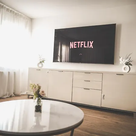 Designer In Erstbezug 75 Tv Mit Netflix Und Offene Küche Wehome Premium *